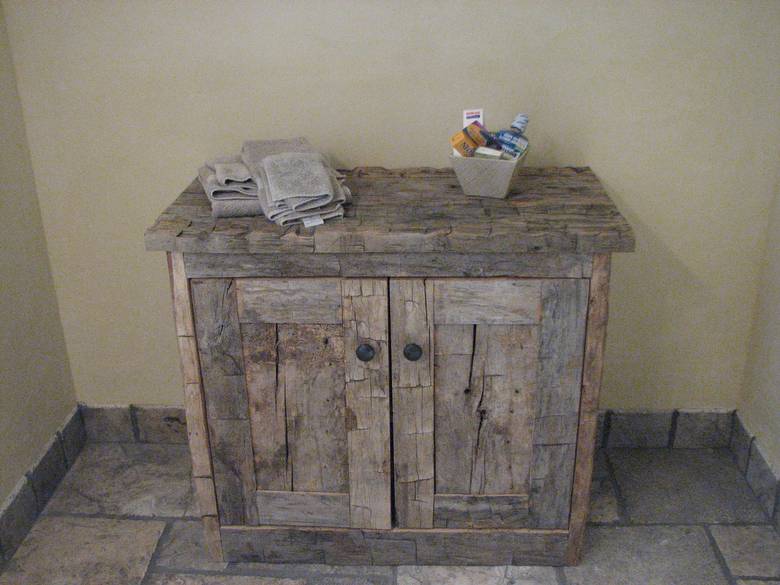 Cabinets Constructed with Gray Barnwood